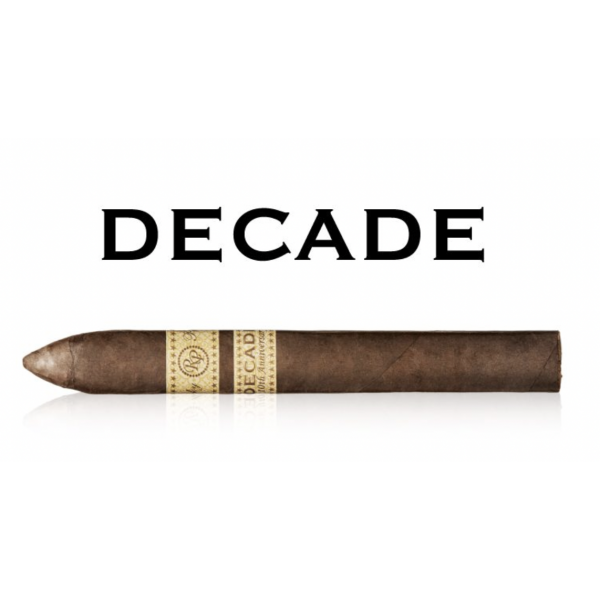 Rocky Patel Decade Toro Deluxe Tubo 10/bx