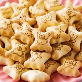 Filling Biscuit Candy Strawberry Case 1PK